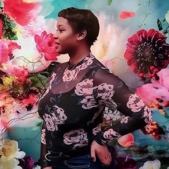 Meet your Posher, Danielle - Picture 5 of 6